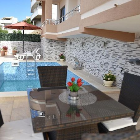 Guest House Evropa 2 Ulcinj Exterior photo