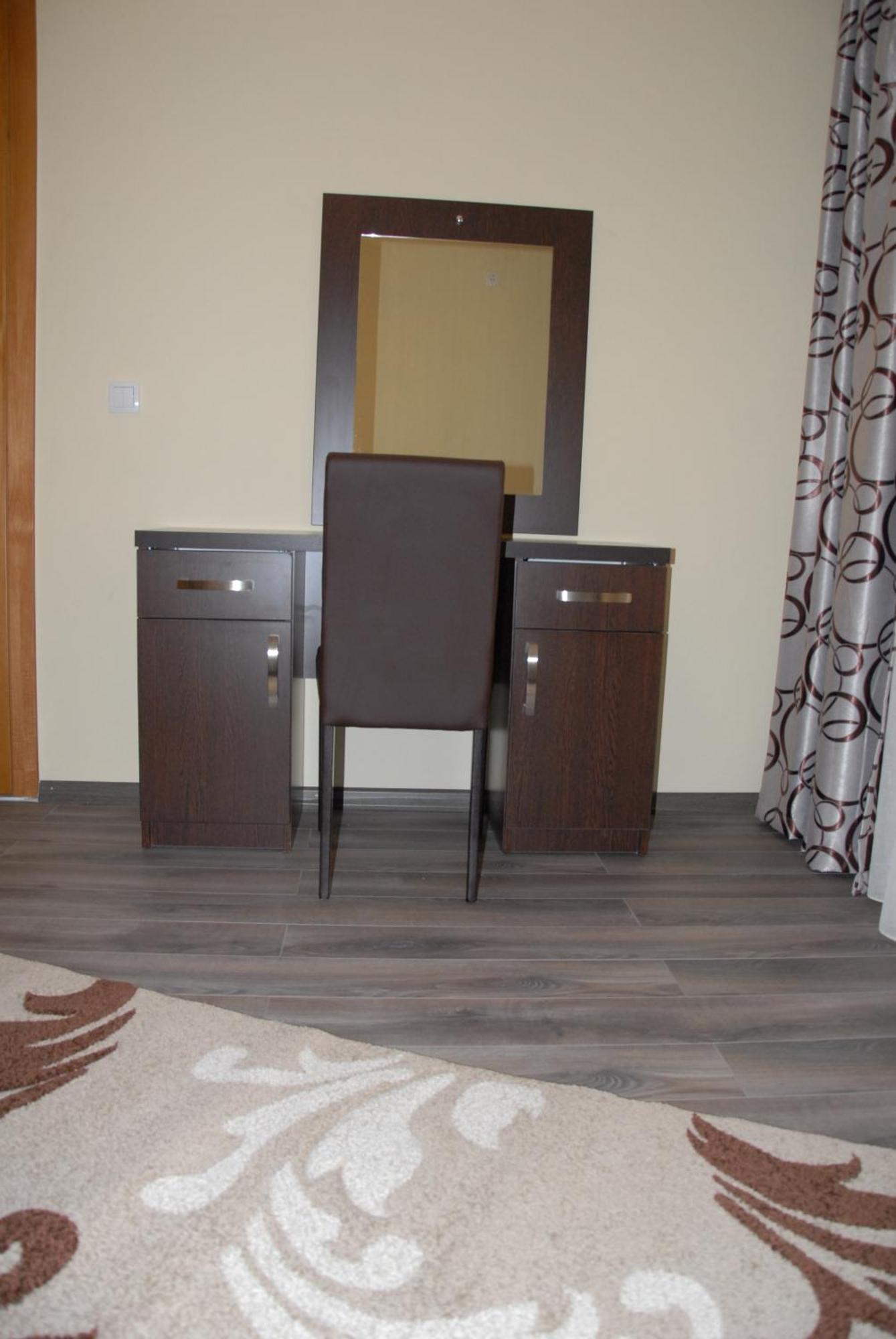 Guest House Evropa 2 Ulcinj Exterior photo