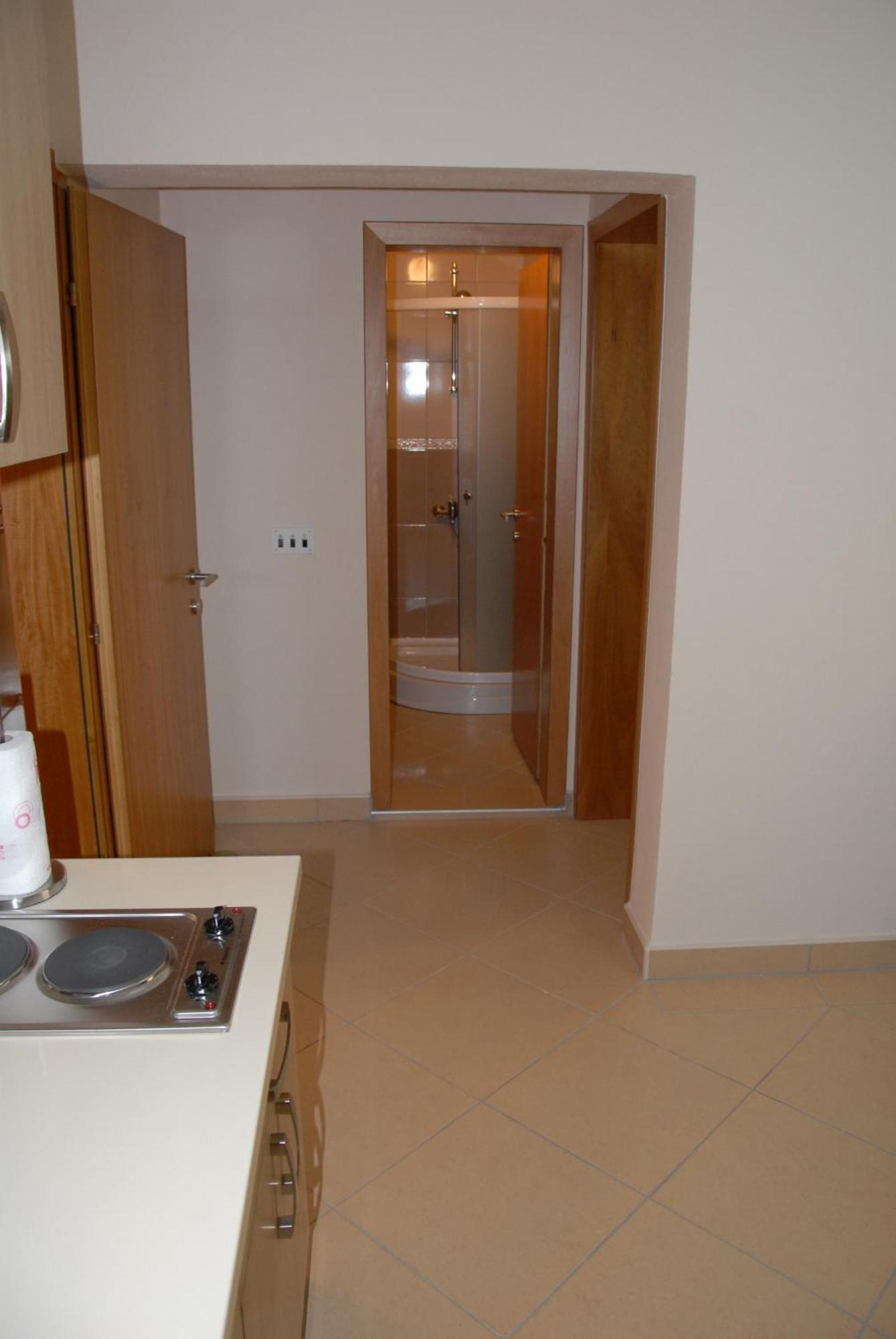 Guest House Evropa 2 Ulcinj Exterior photo